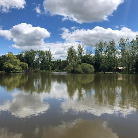 Tente Lodge Jacuzzi Privatif En Pleine Nature Thiel-sur-Acolin Zewnętrze zdjęcie
